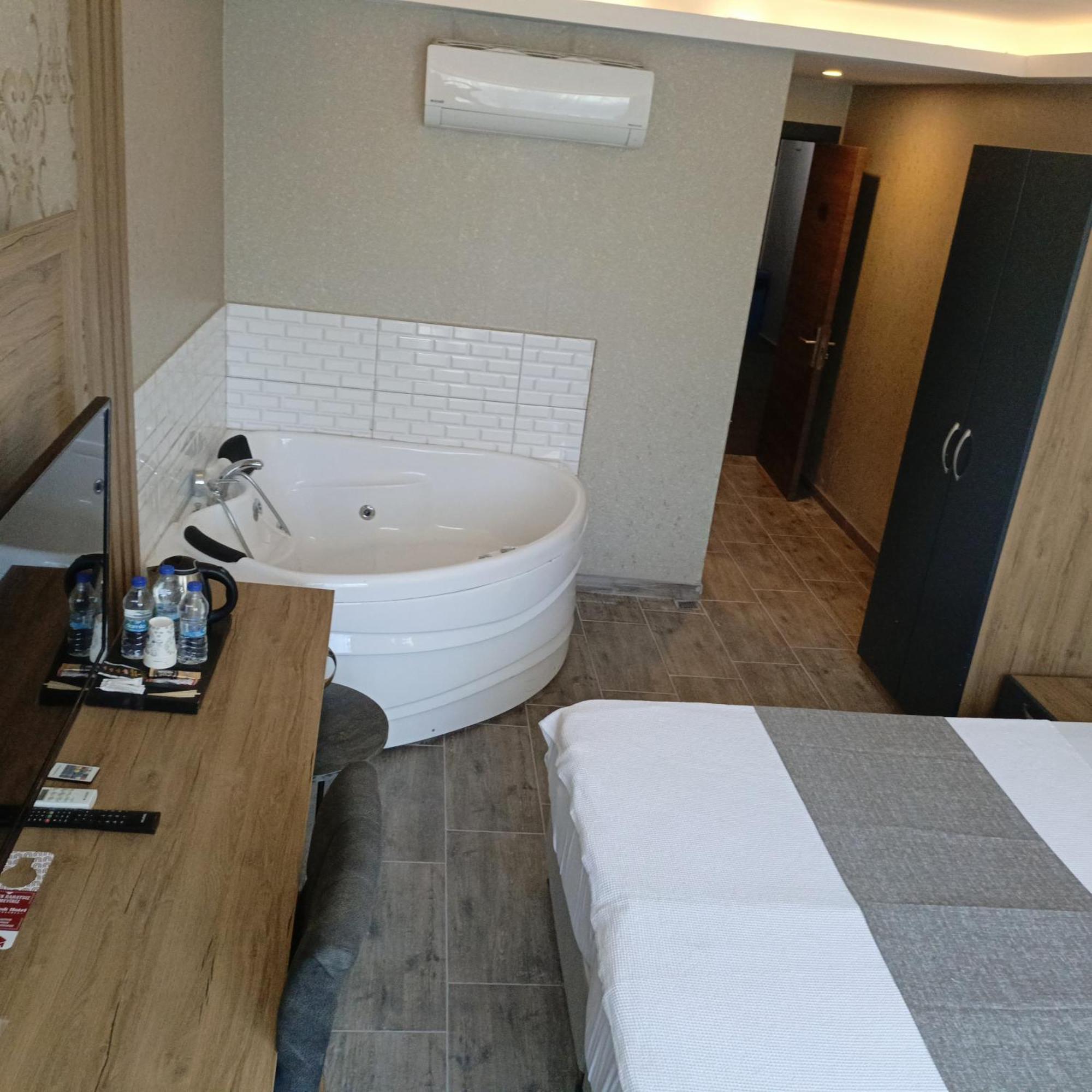 Rush Hotel Стамбул Экстерьер фото